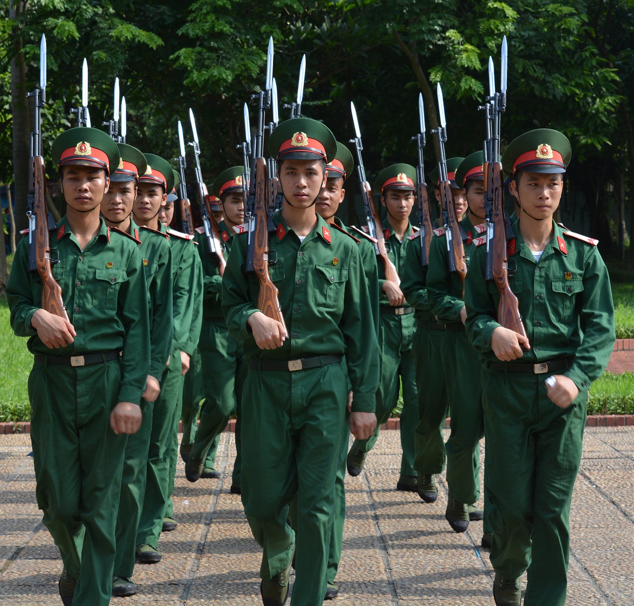 soldiers army vietnam free photo