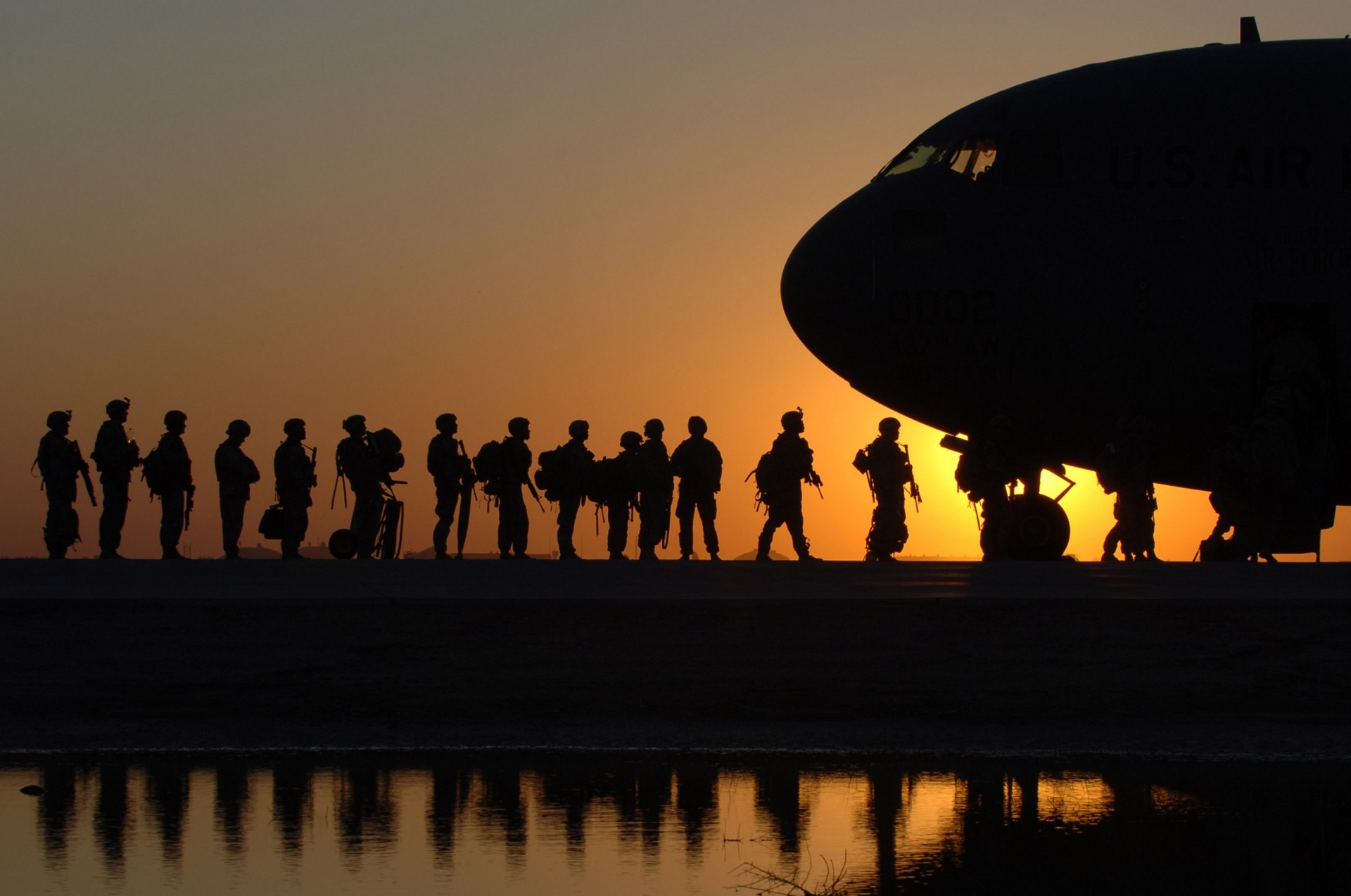 soldiers silhouettes sunset free photo
