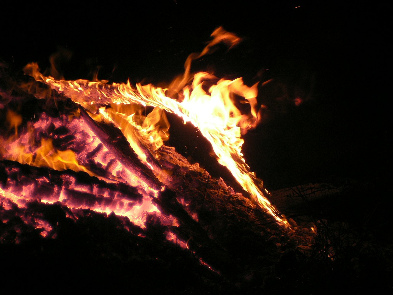 solstice fire embers free photo
