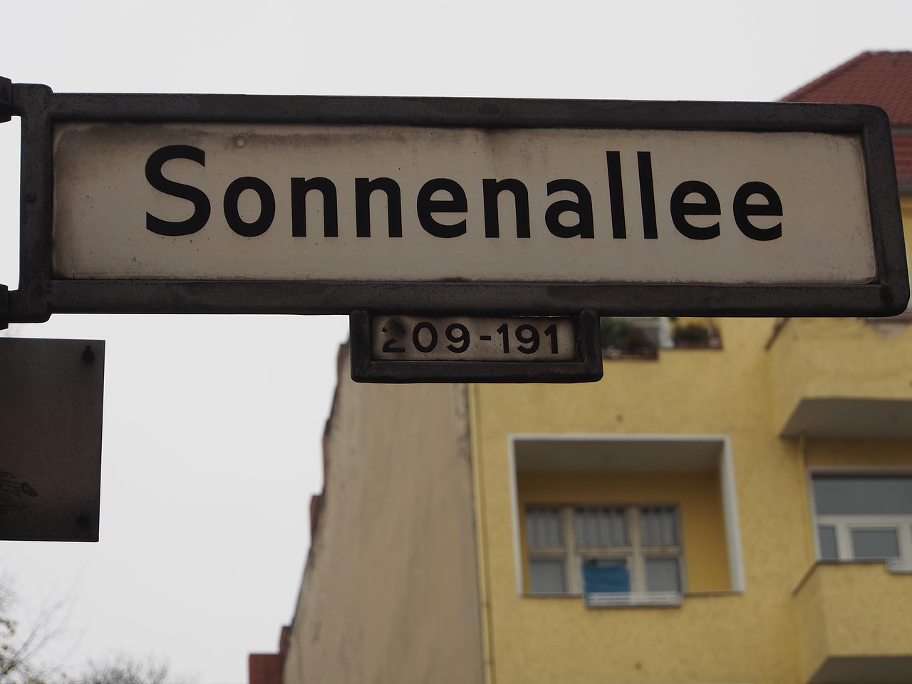 sonnenallee street sign berlin free photo