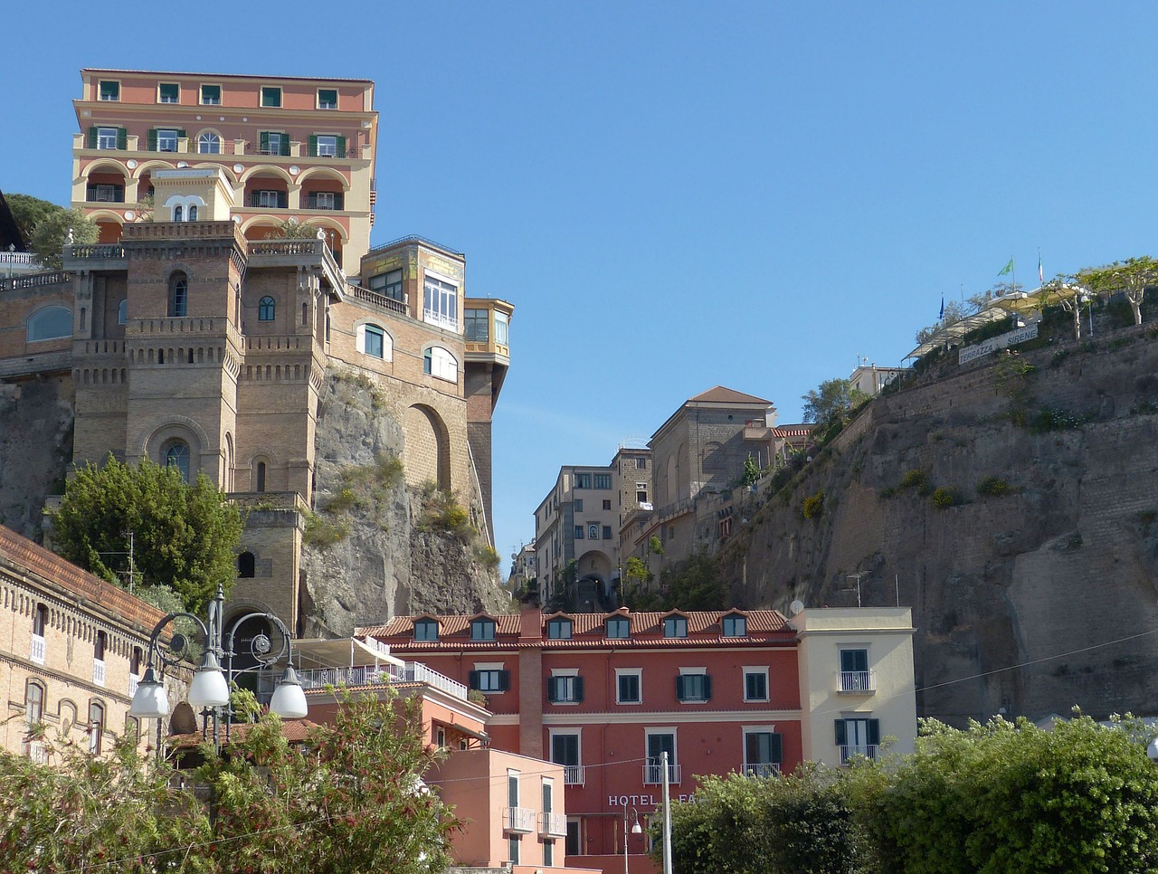 sorrento italy rock free photo