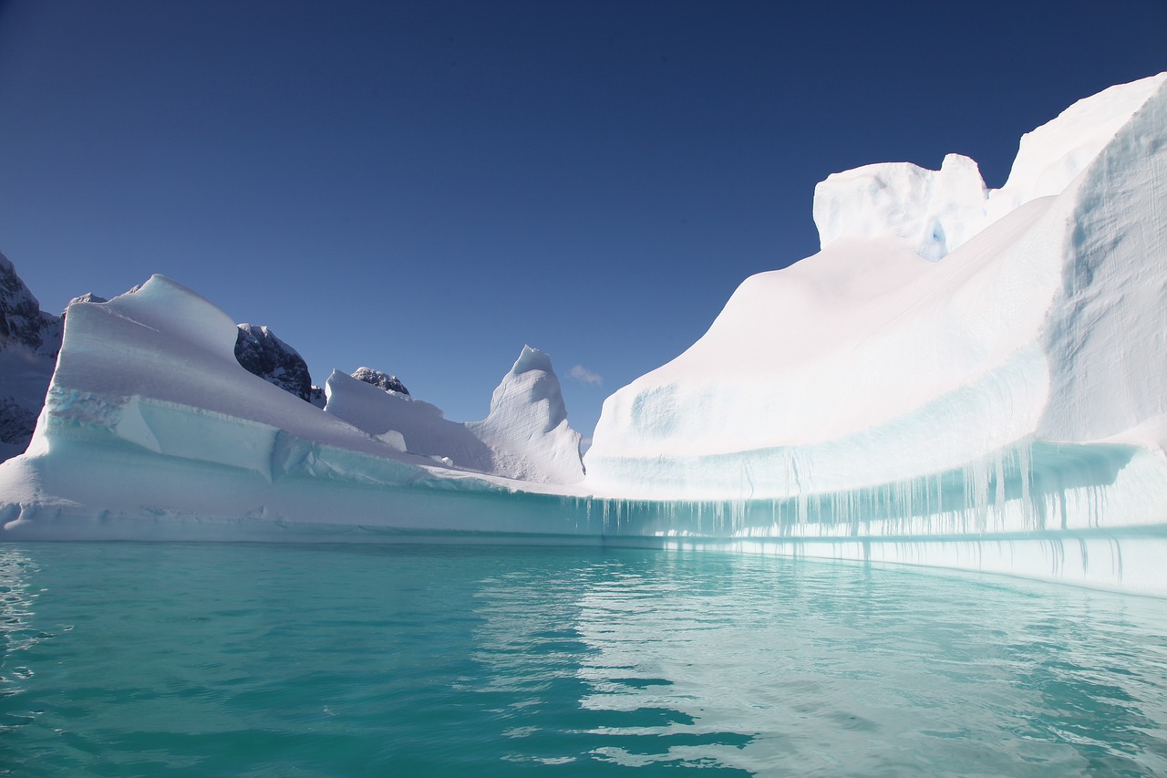 south pole iceberg ice free photo