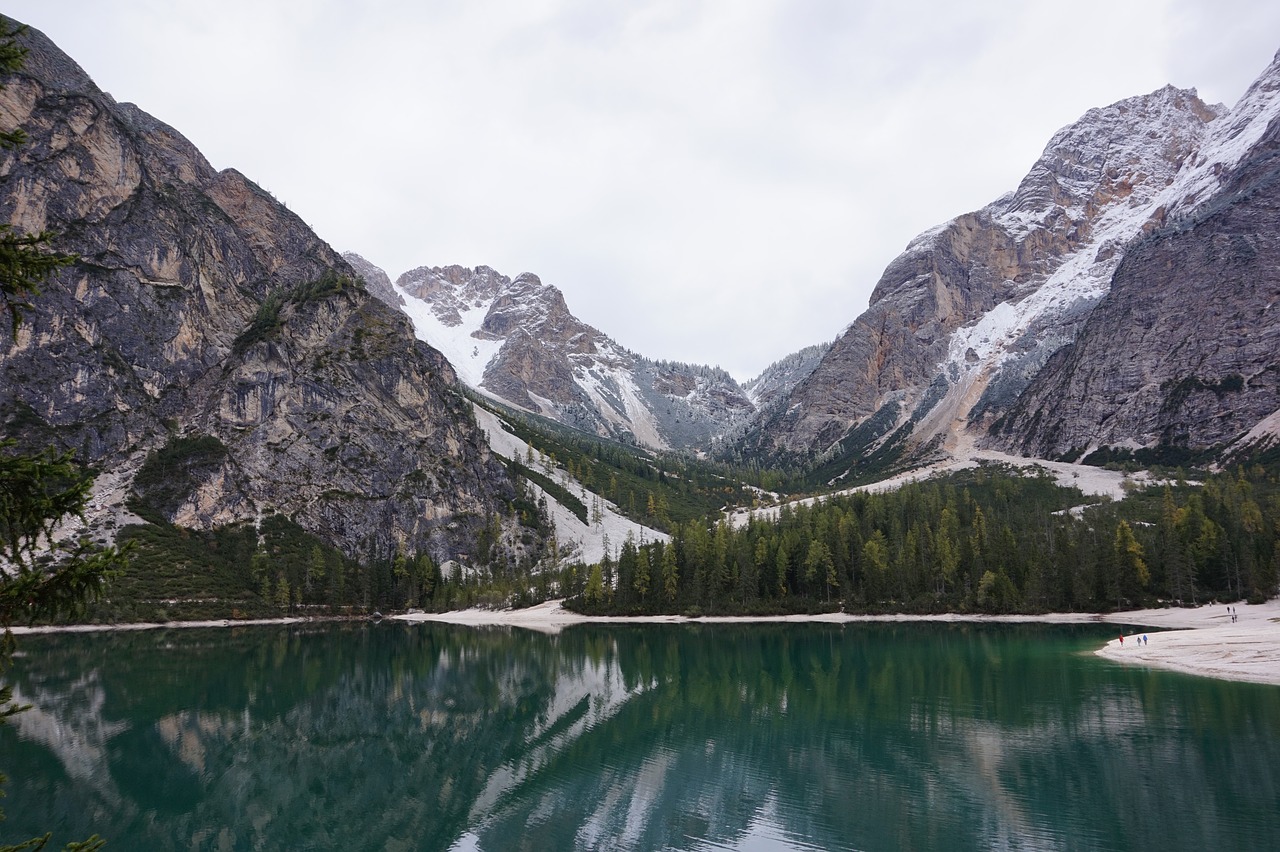 south tyrol prague wildsee mountains free photo