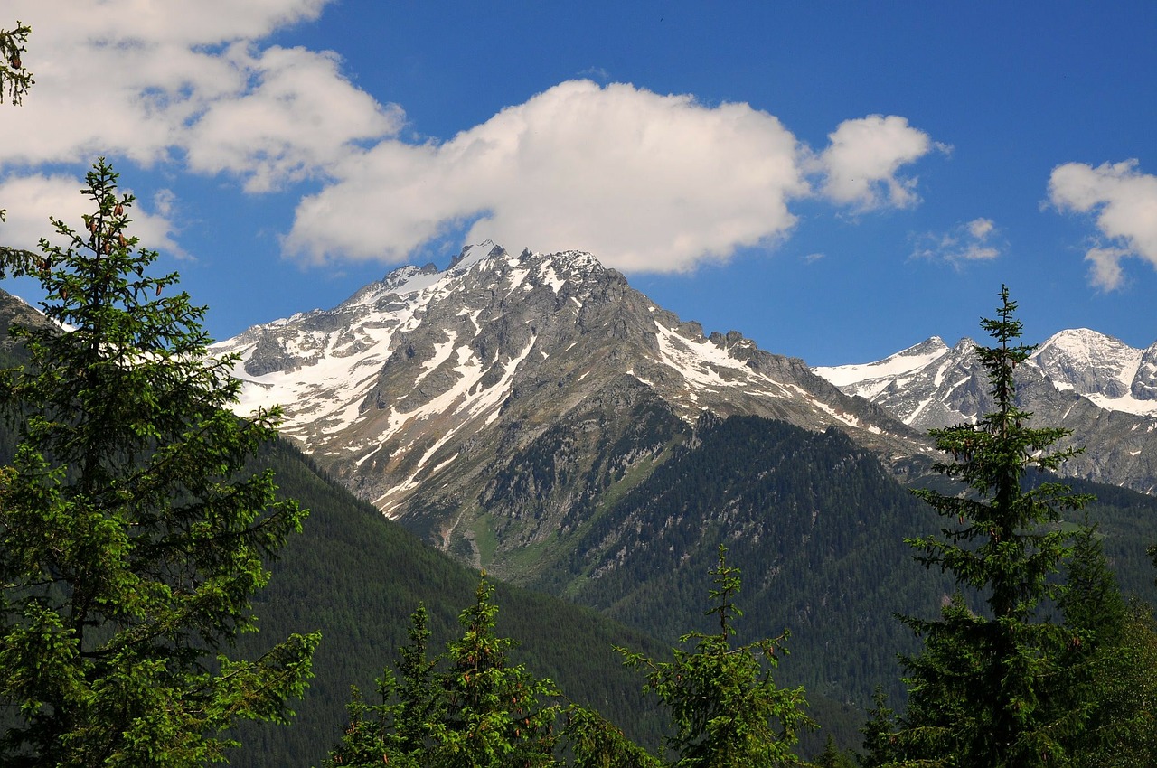 south tyrol ahrntal valley mountains free photo