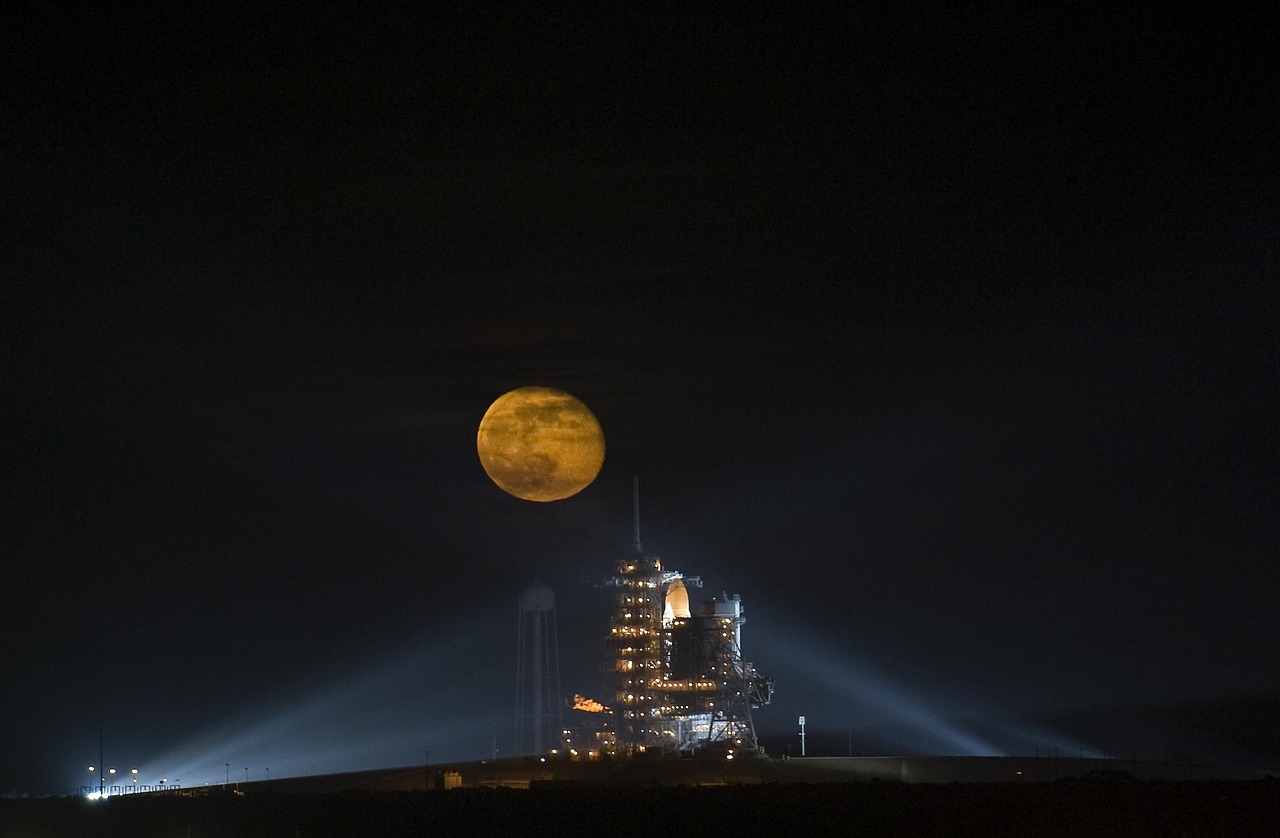 space shuttle full moon night free photo