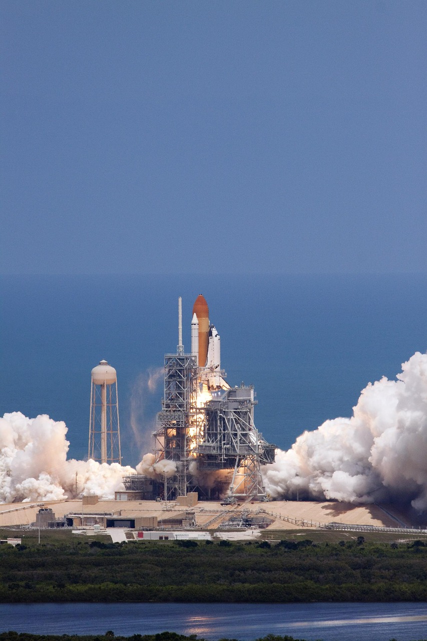 space shuttle atlantis launch pad free photo