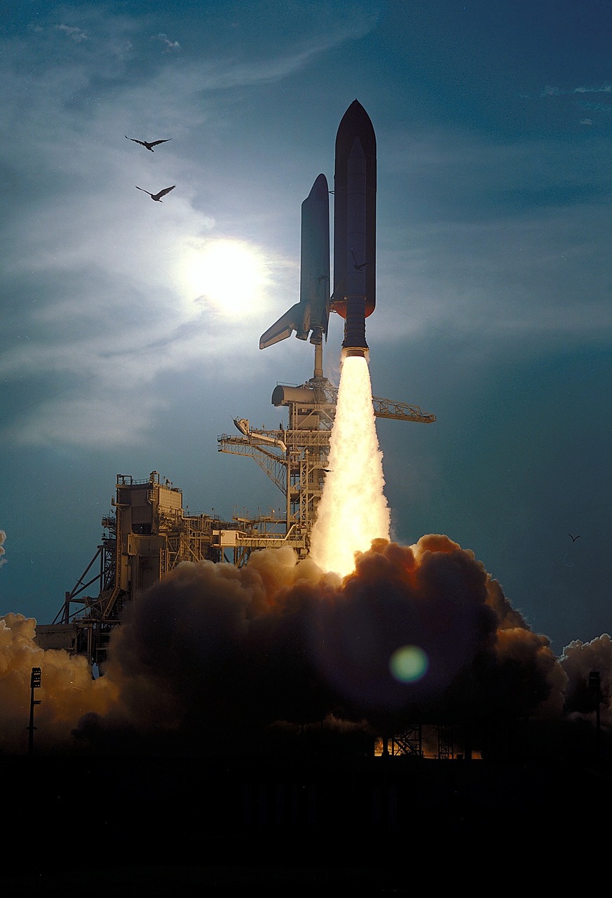 space shuttle discovery launch liftoff astronaut free photo