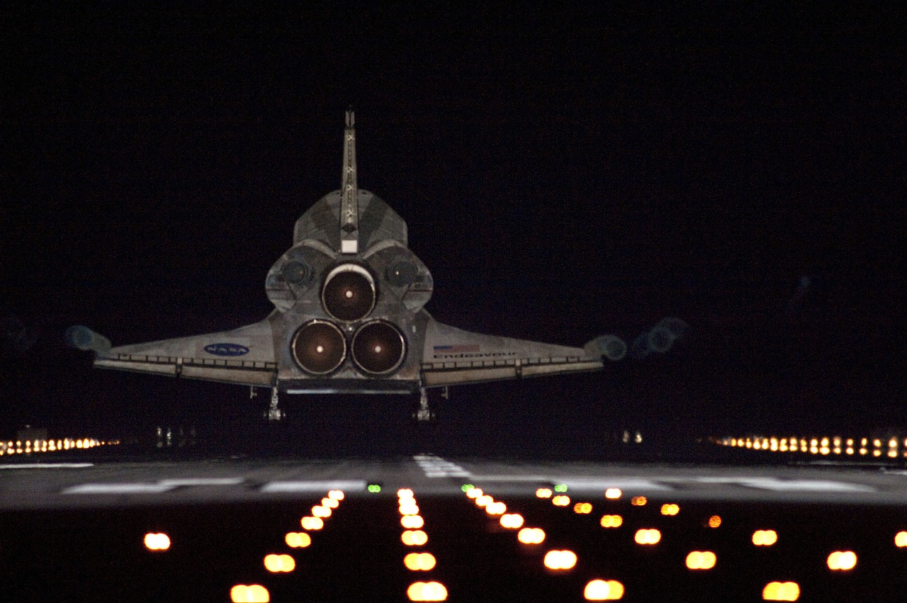 space shuttle endeavour landing lights free photo