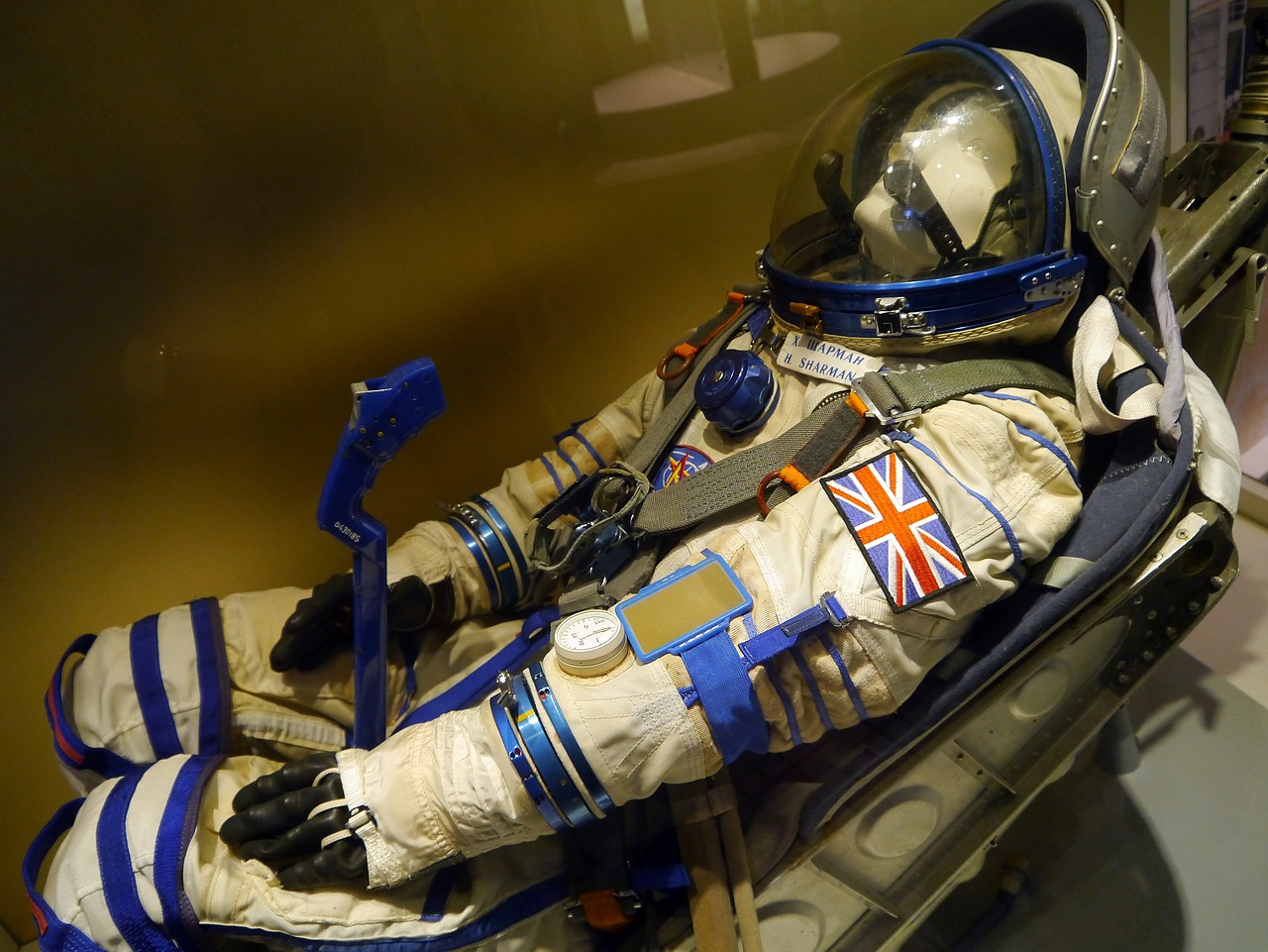 space suit museum british astronaut free photo