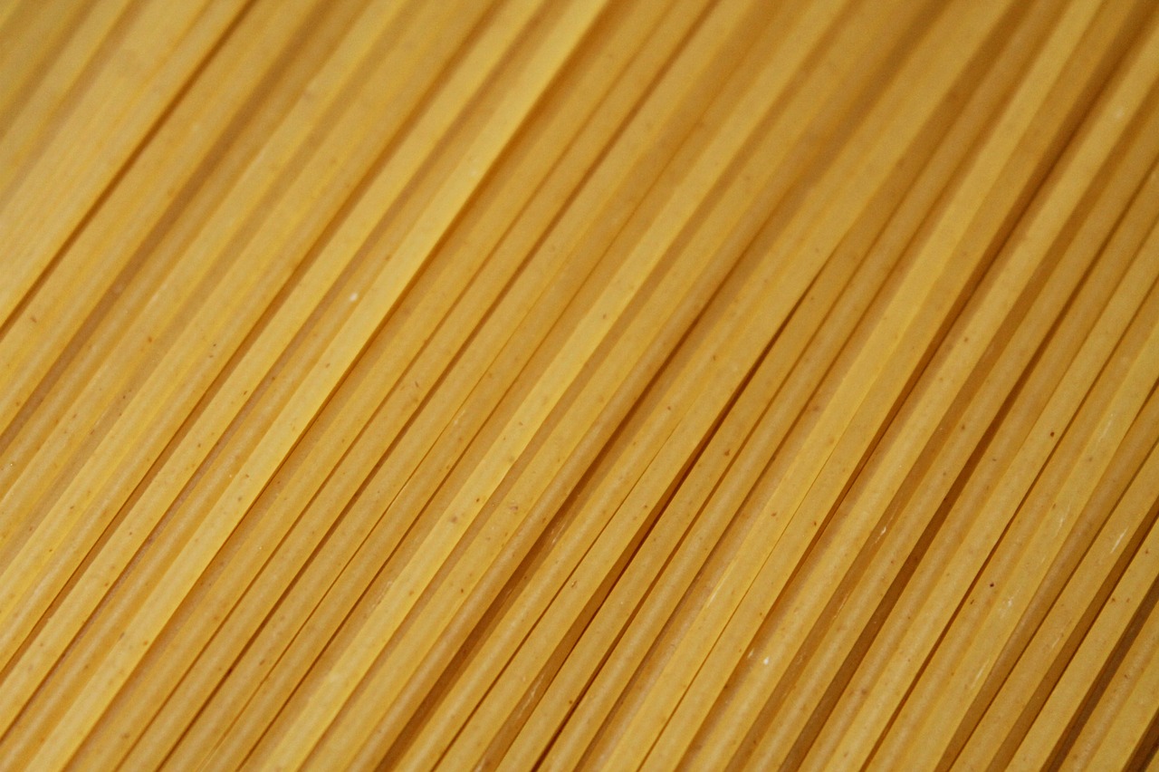 spaghetti  pasta  nutrition free photo