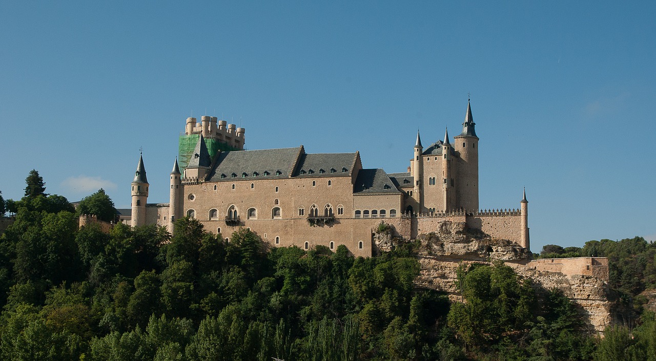 spain segovia castle free photo