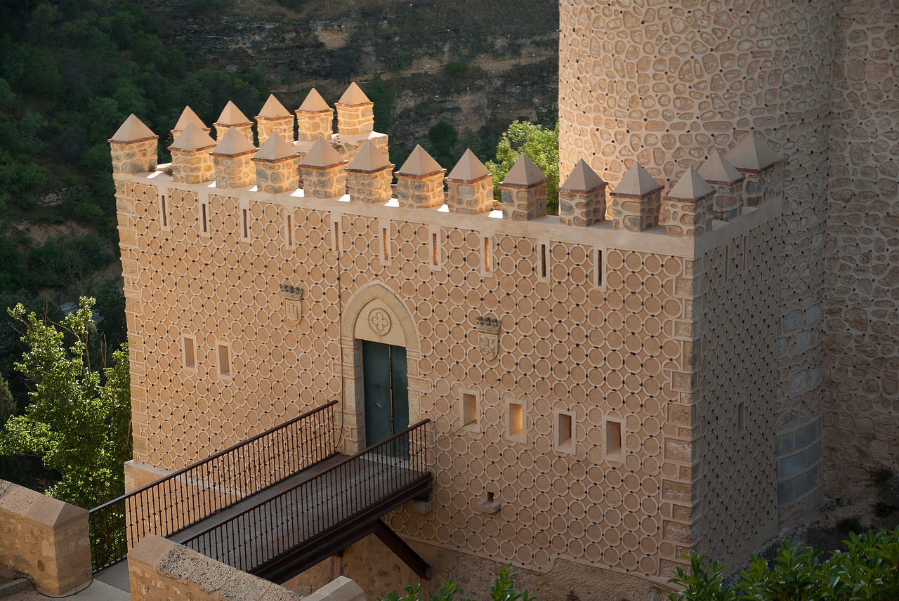 spain segovia castle free photo