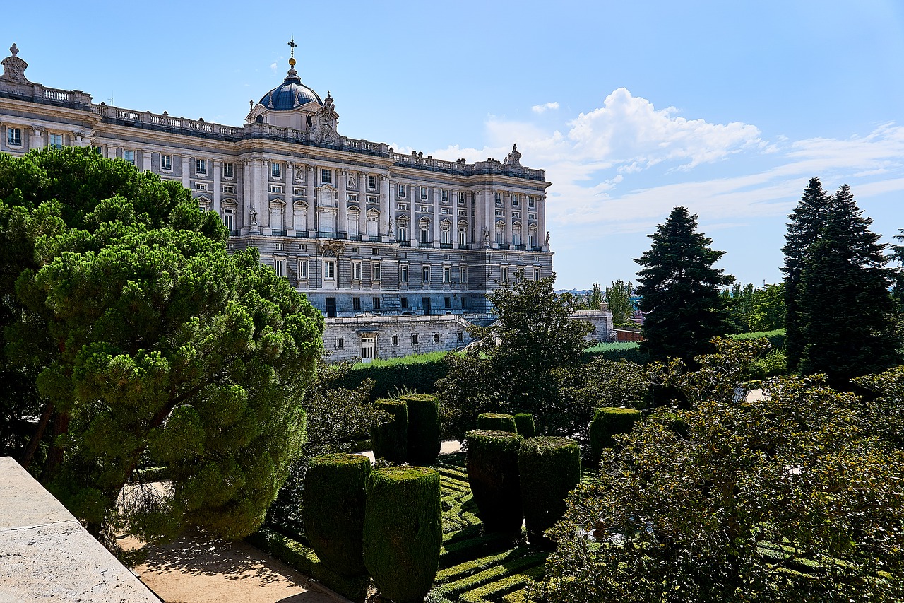 spain madrid palace free photo