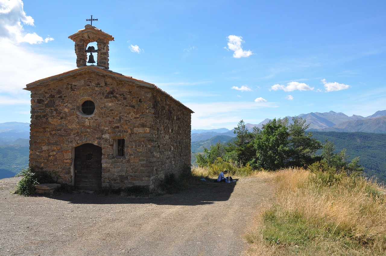 spain  pyrennees  catalonia free photo