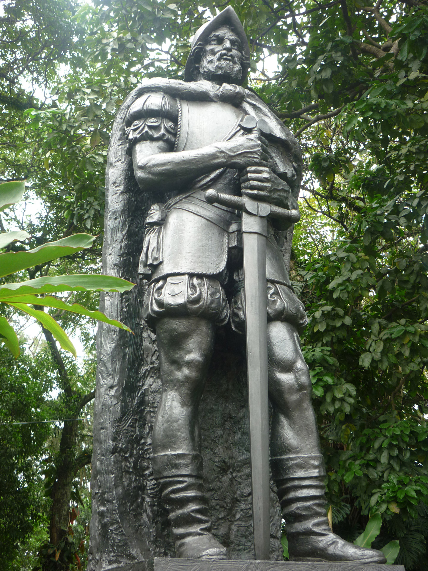 statue conquistador conquerer free photo