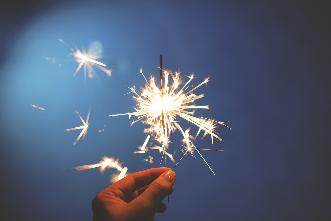 sparkler fireworks hand free photo