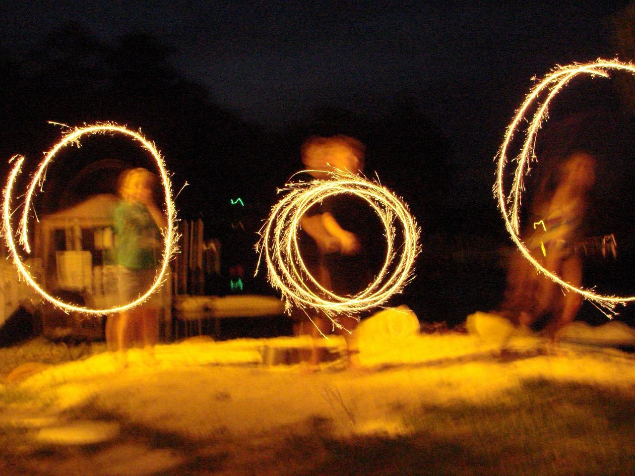 sparklers fire circles july 4th free photo