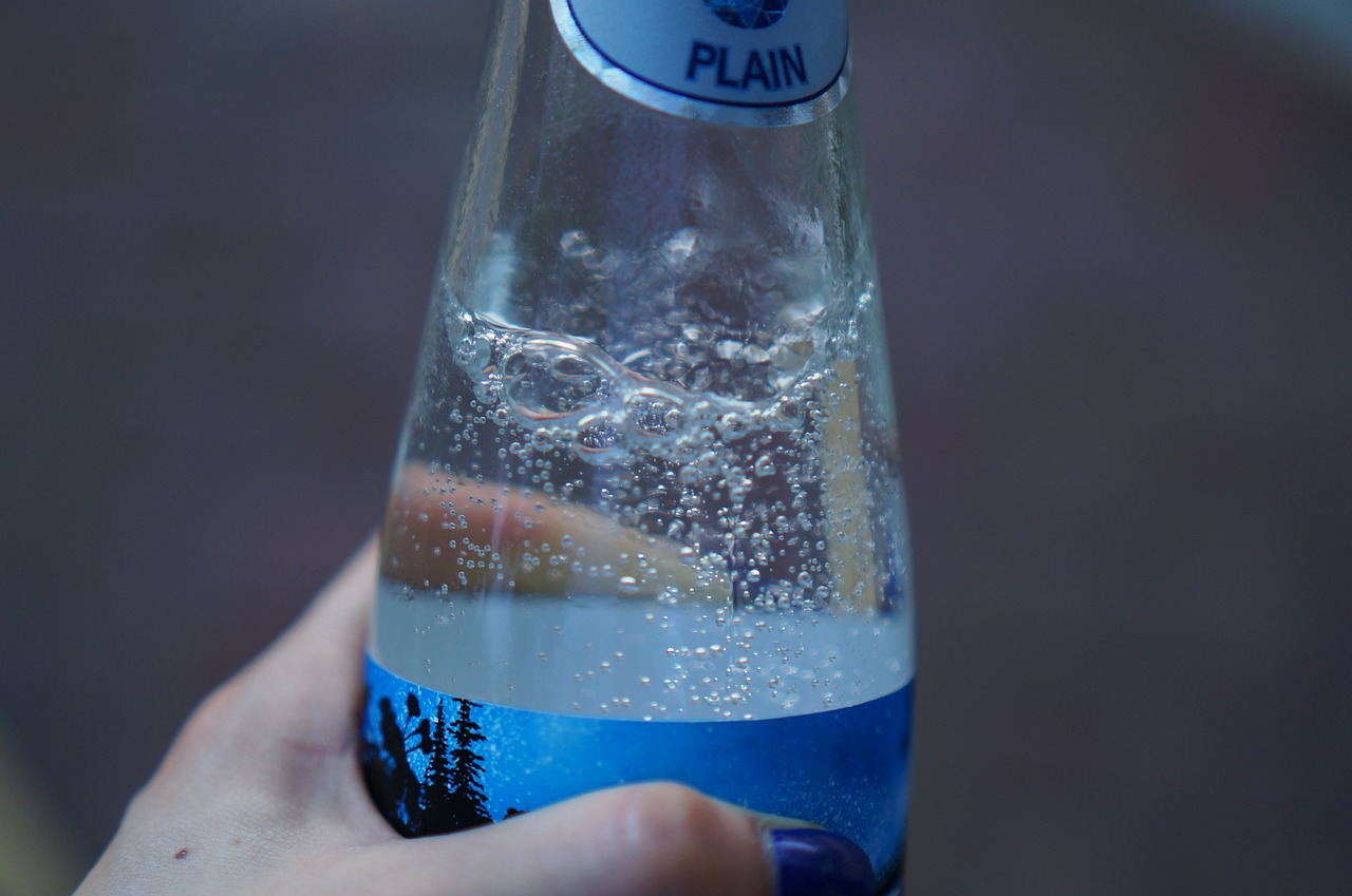 sparkling water beverages carbonate free photo