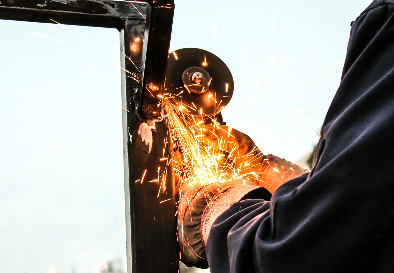 sparks working industry free photo