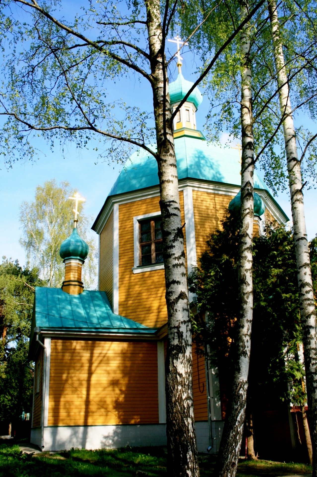 church wooden yellow turquoise free photo
