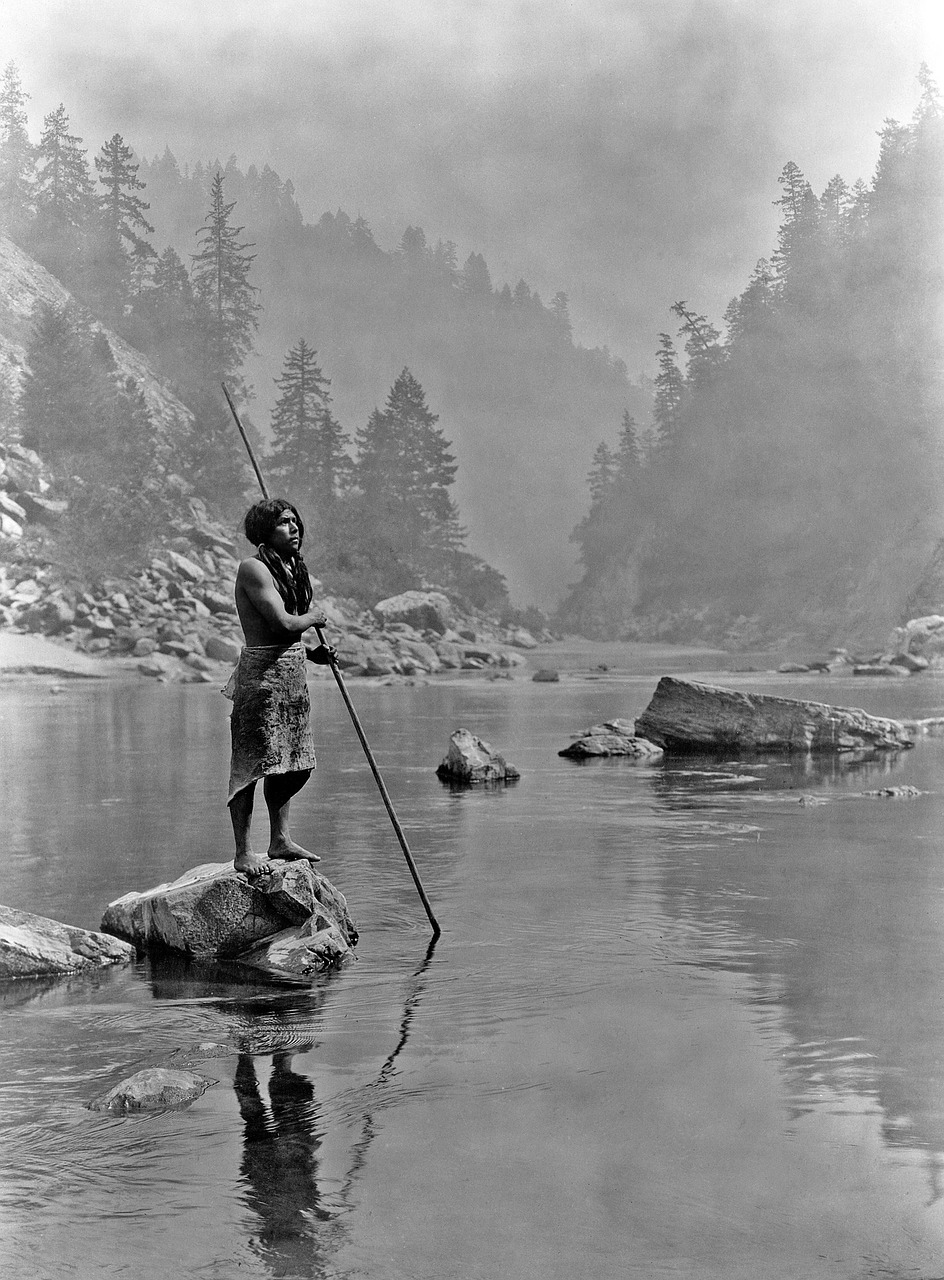 spear fishing indians spear free photo