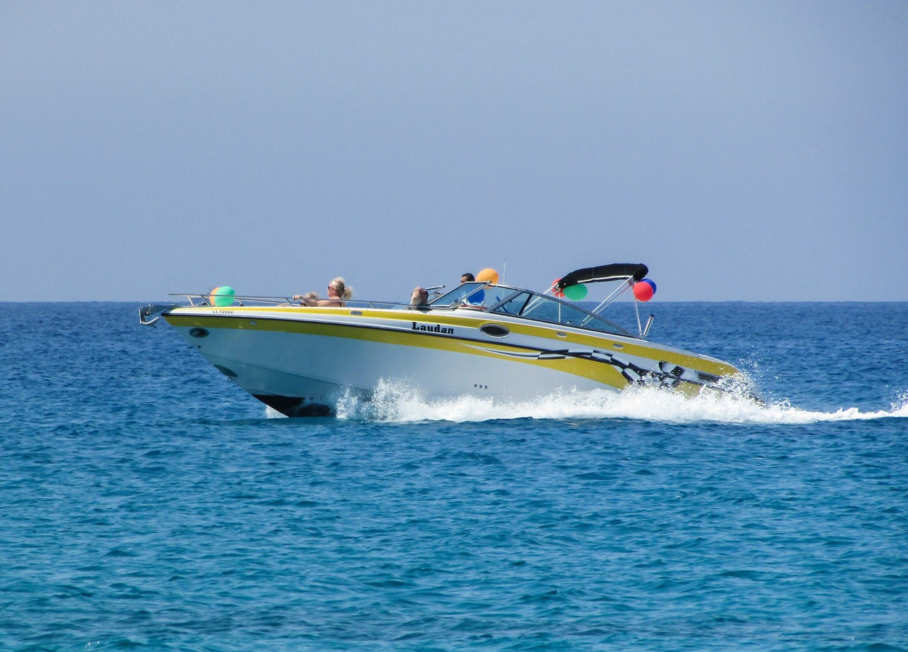 speed boat sea speed free photo