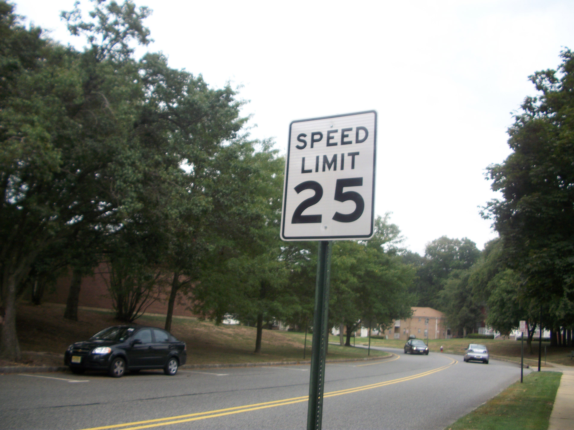 speed limit sign sky speed limit 25 free photo