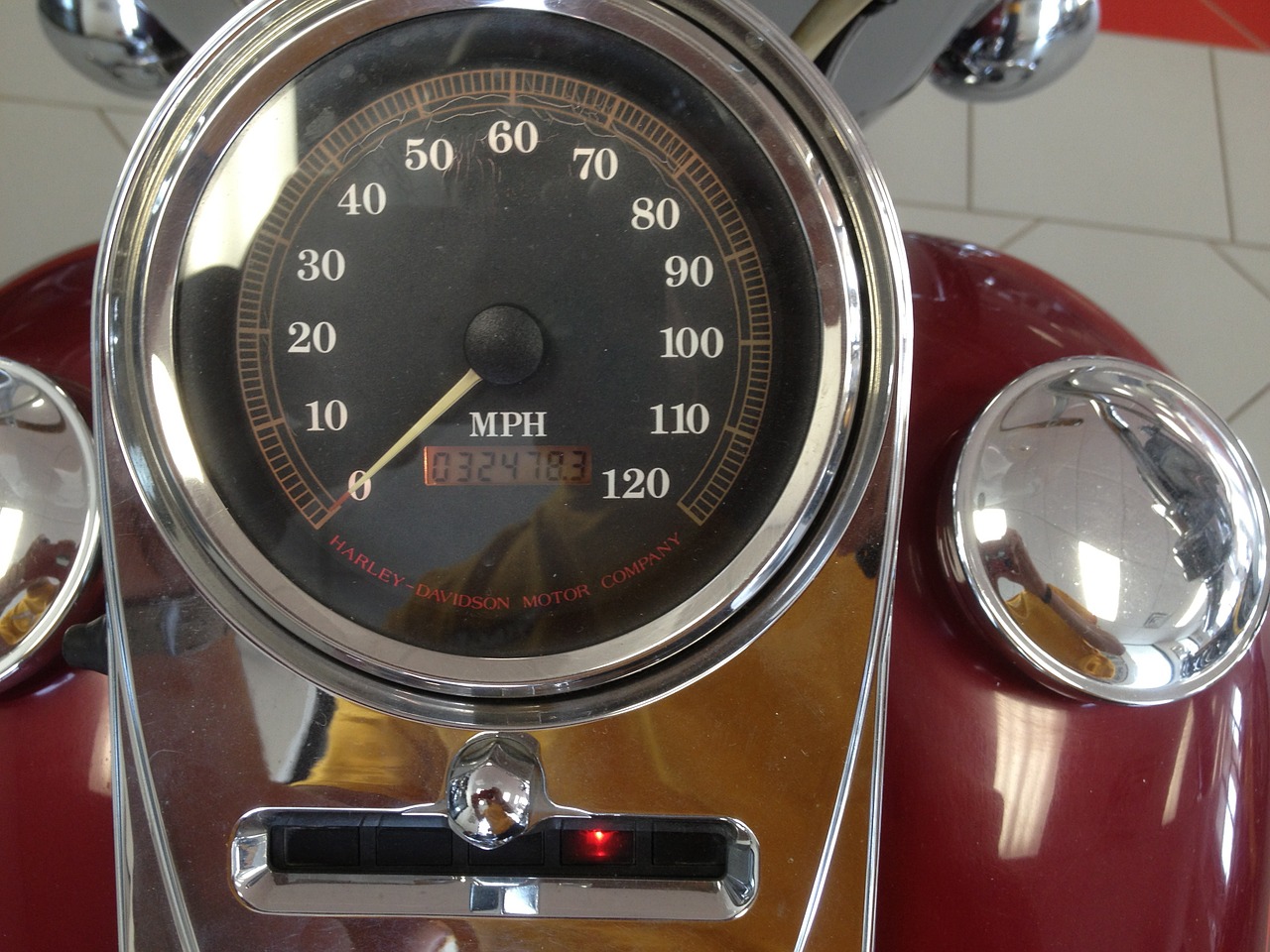 speedometer motorcycle road king free photo