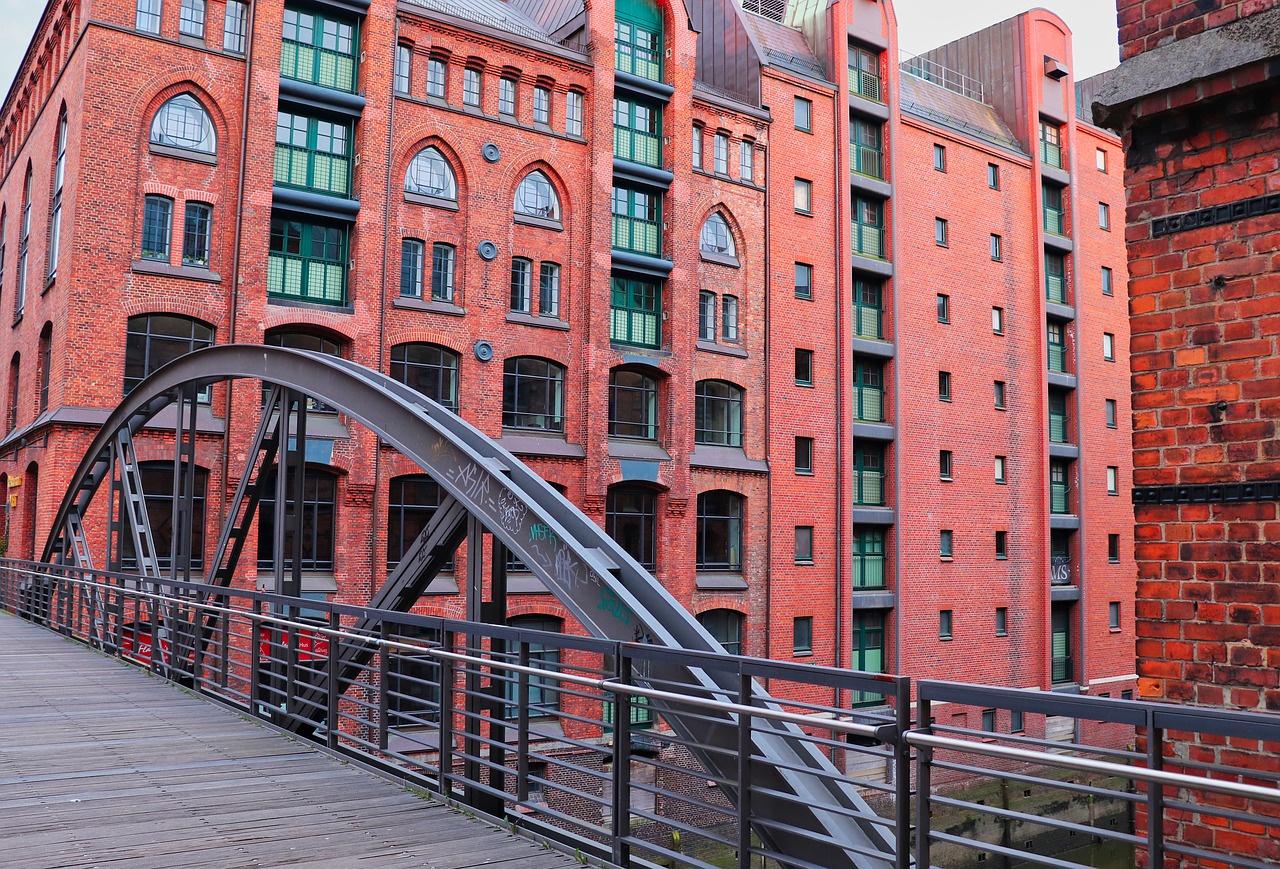 speicherstadt  hamburg  bridge free photo