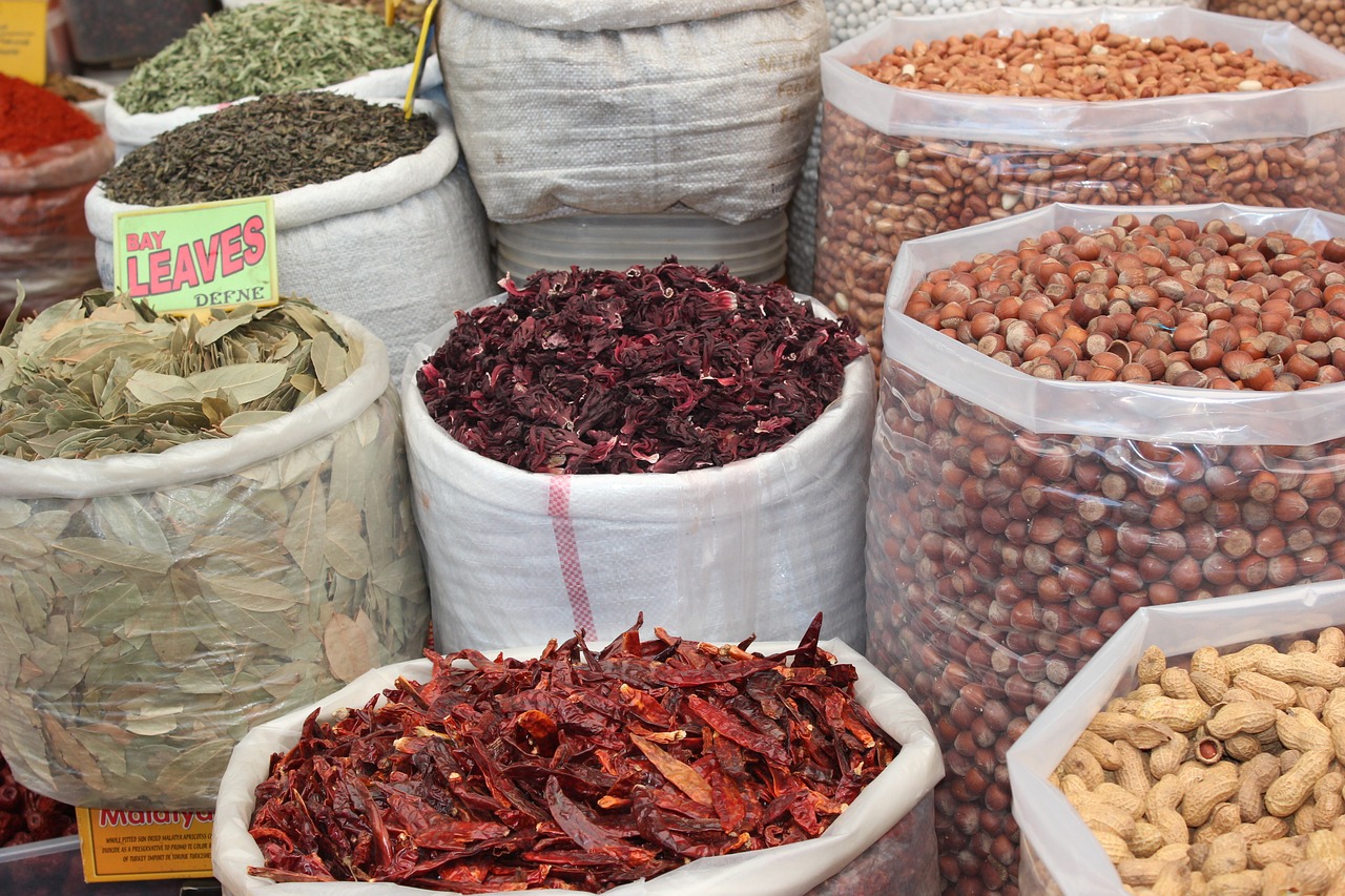 spices dried market free photo