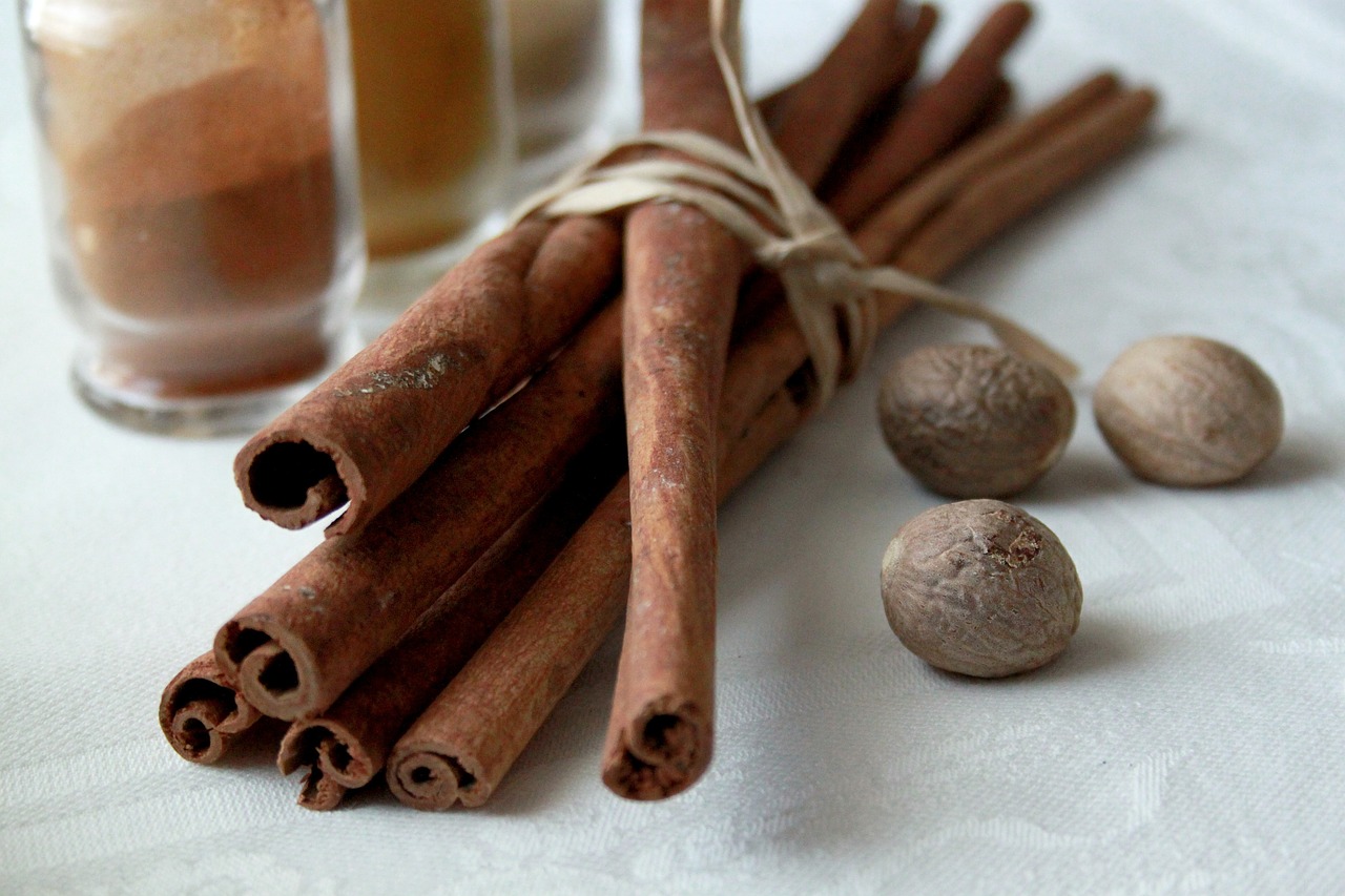 spices cinnamon nutmeg free photo