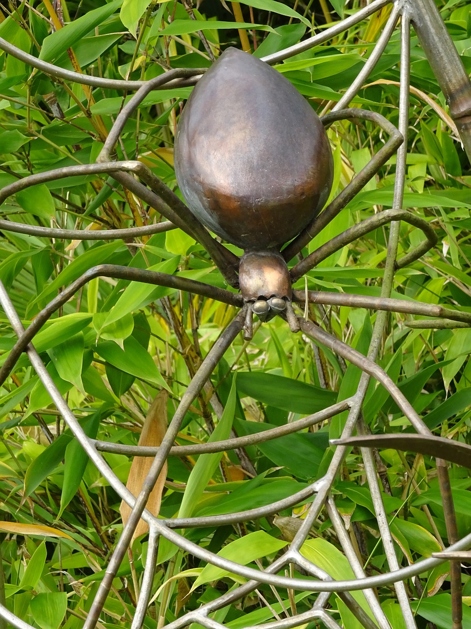 spider sculpture web free photo