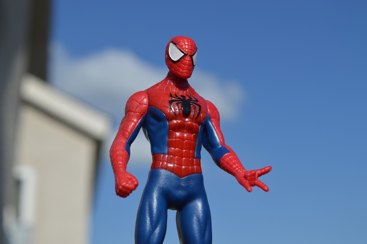 spiderman superhero hero free photo