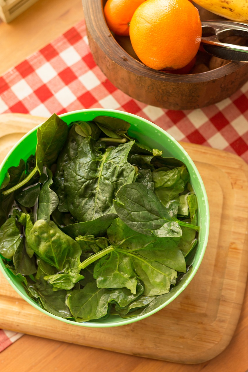 spinach vegetable green free photo