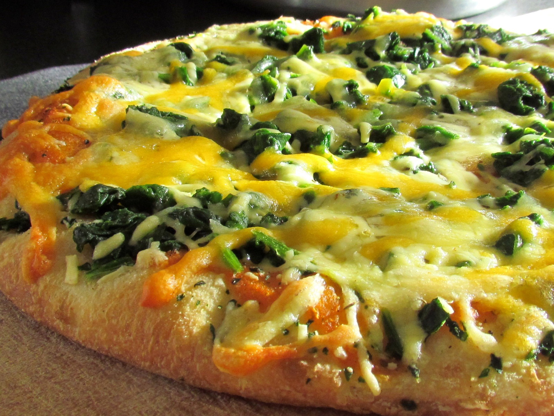 spinach pizza cheese yellow free photo