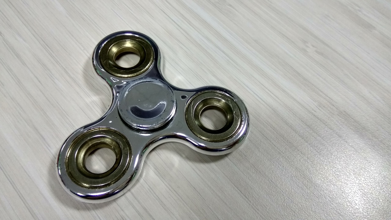 spinner toy educative free photo