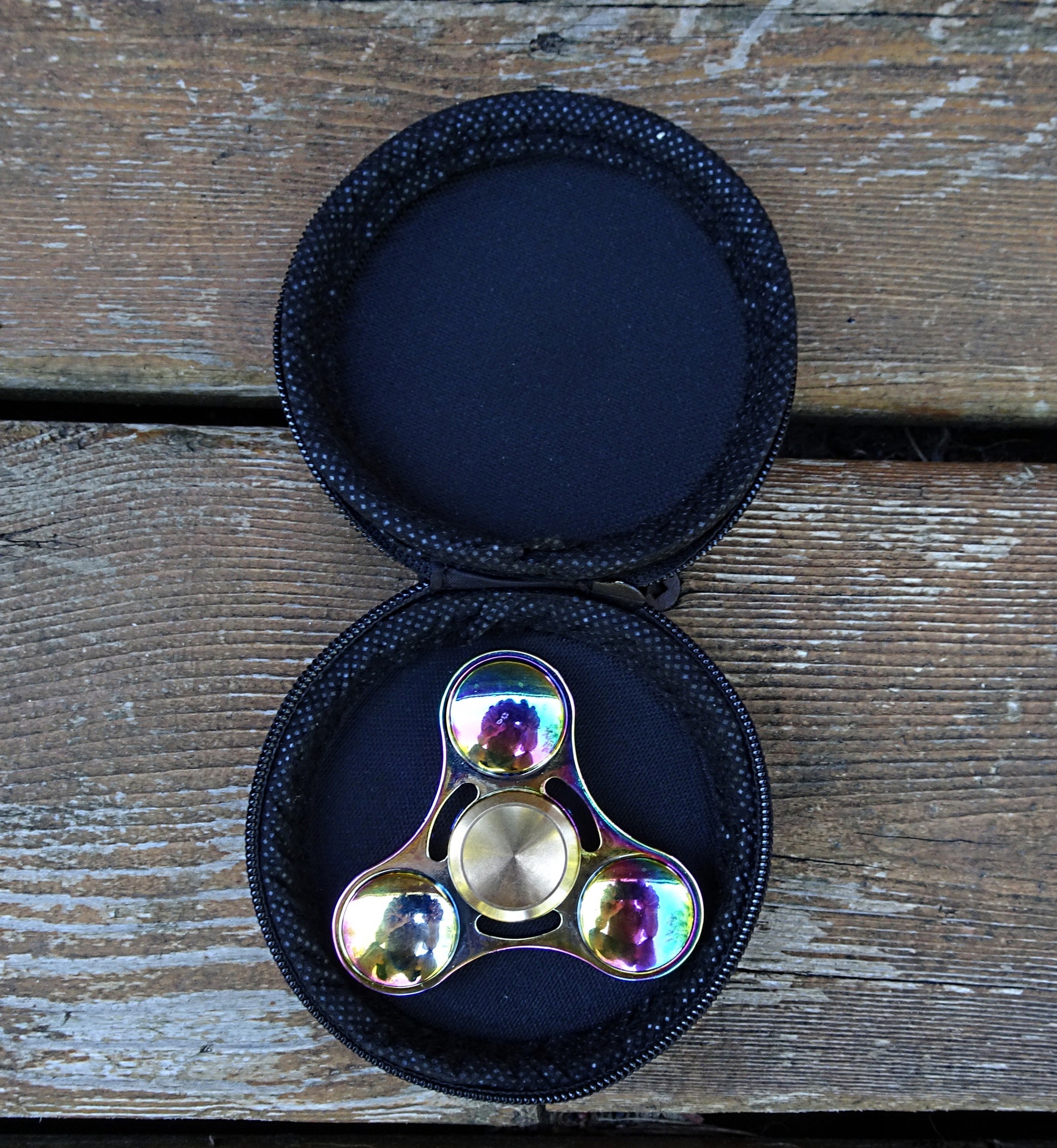 spinner rainbow pouch free photo