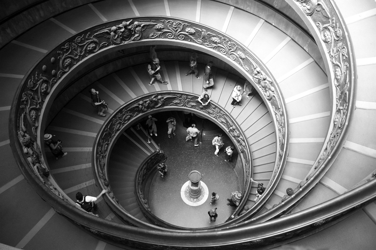 spiral staircase scale round free photo