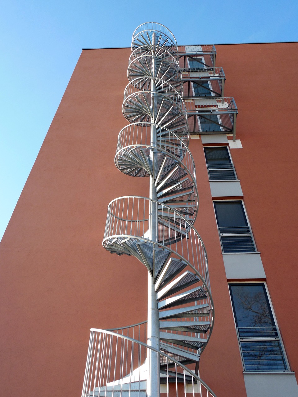 spiral staircase stairs gradually free photo