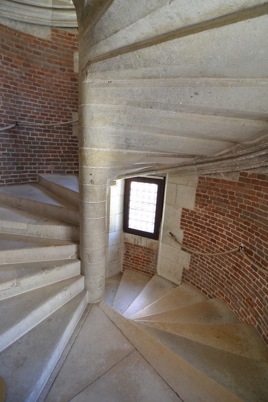 spiral staircase château de blois markets free photo