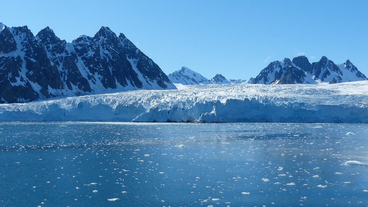 spitsbergen glacier cold free photo