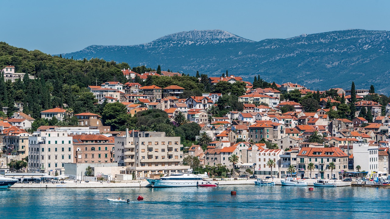 split croatia architecture free photo