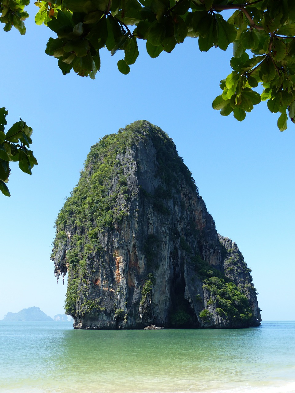 spoke the beach krabi thailand free photo