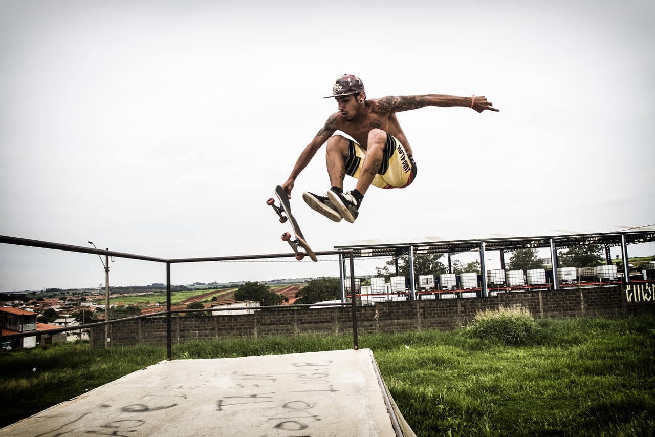 sport skateboard fly free photo