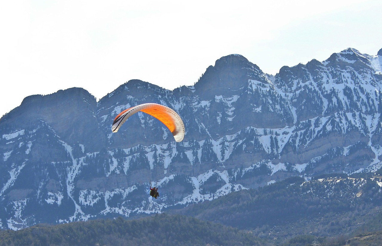 sport athlete paragliding free photo