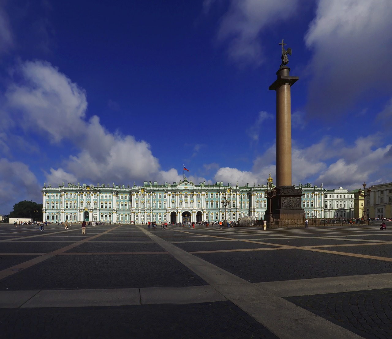 square monument sky free photo