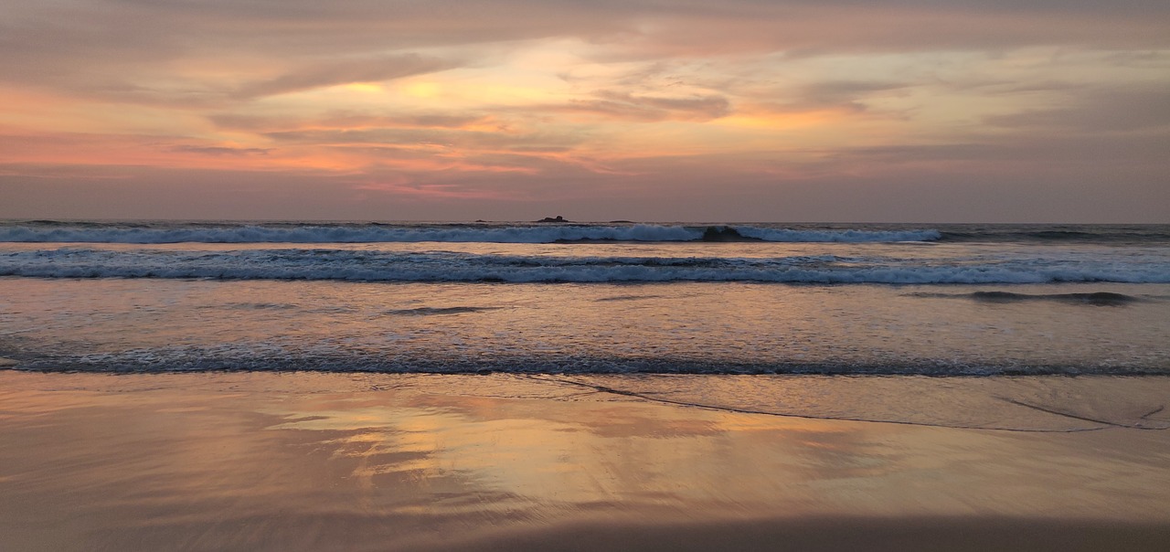 sri lanka  ahungalla  beach free photo