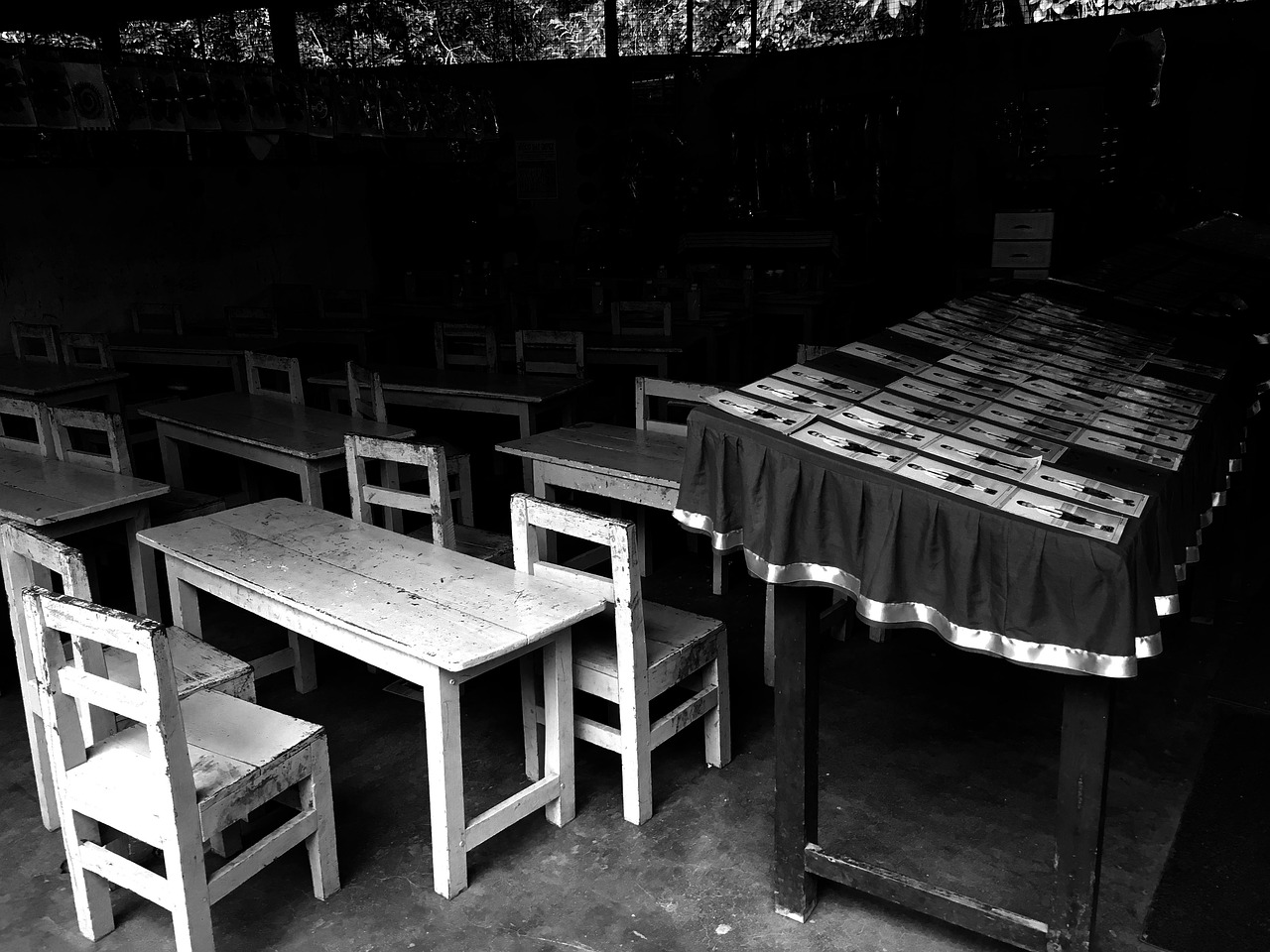 srilanka school chair free photo