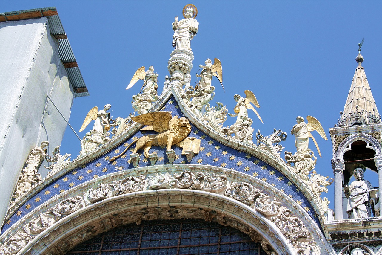 st mark's basilica sculpture architecture free photo