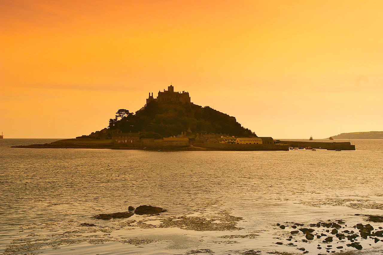st michaels mount holiday sea free photo